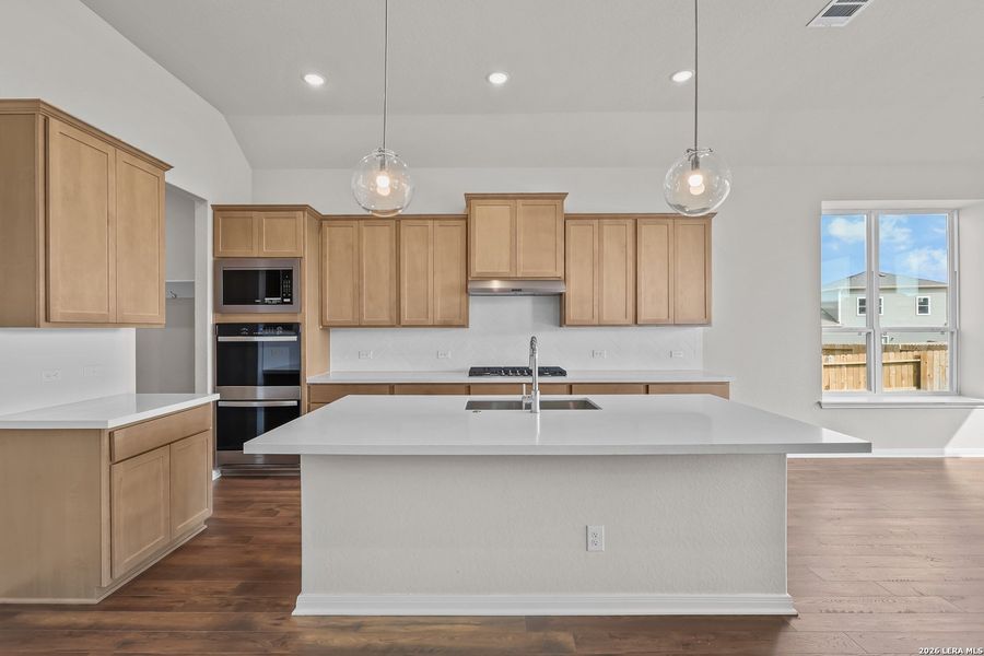 Furnished interior view inside a new home in Homestead, Schertz (Image 11).