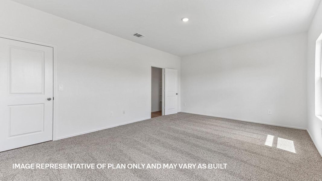 Representative unfurnished interior of a home built from the The Ozark by D.R. Horton in Durango, Mustang Ridge (Image 41).