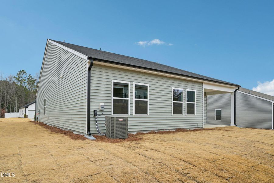 35-web-or-mls-Salers Loop-S0601-035 35-web-or-mls-Salers Loop-S0601-035