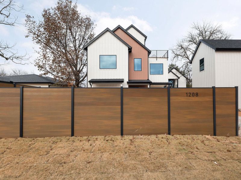 Exterior details and patio area of a home in , Austin (Image 31).