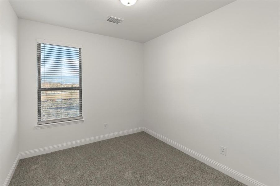 15. 2527 Huxley - Bed 2 15. 2527 Huxley - Bed 2