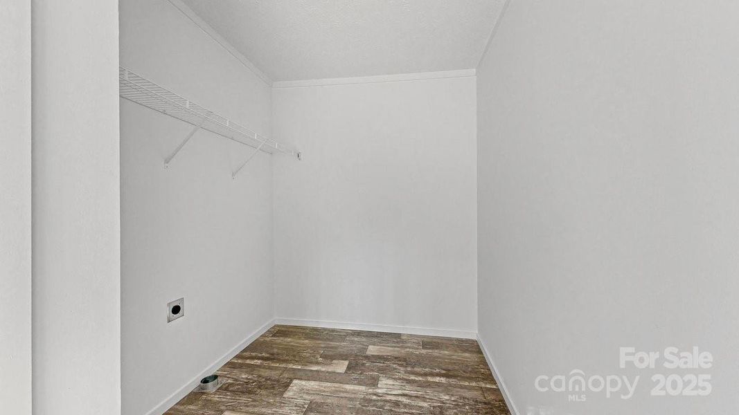 Spacious, unfurnished interior of a new home in , Statesville (Image 12).