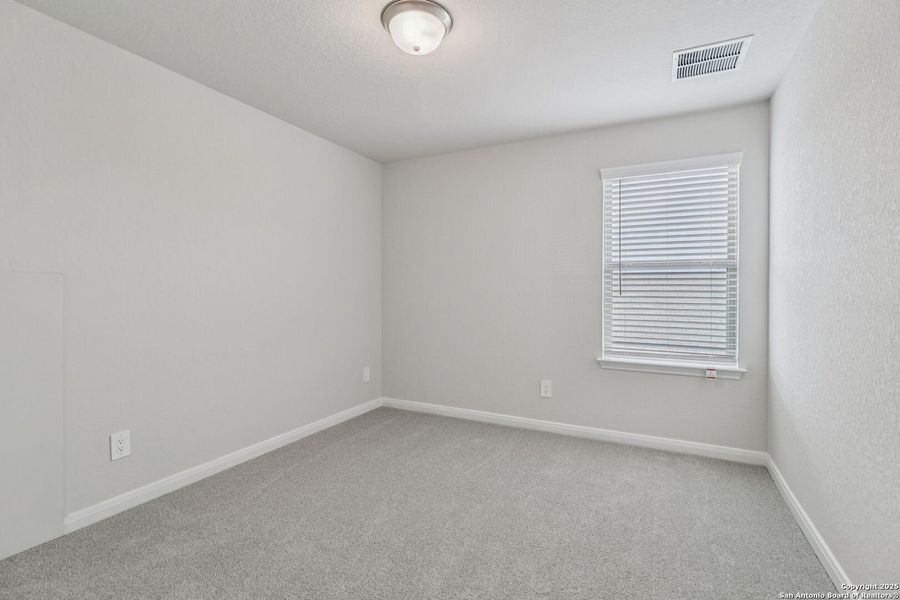Spacious, unfurnished interior of a new home in Royal Crest, San Antonio (Image 36). Spacious, unfurnished interior of a new home in Royal Crest, San Antonio (Image 36).
