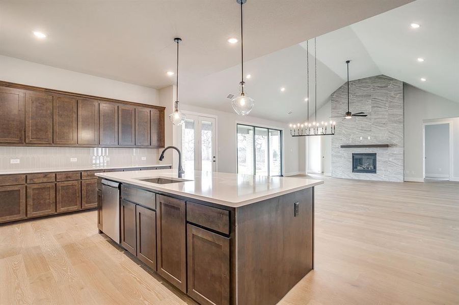 Furnished interior view inside a new home in Waterfall Ranch, Waxahachie (Image 15).