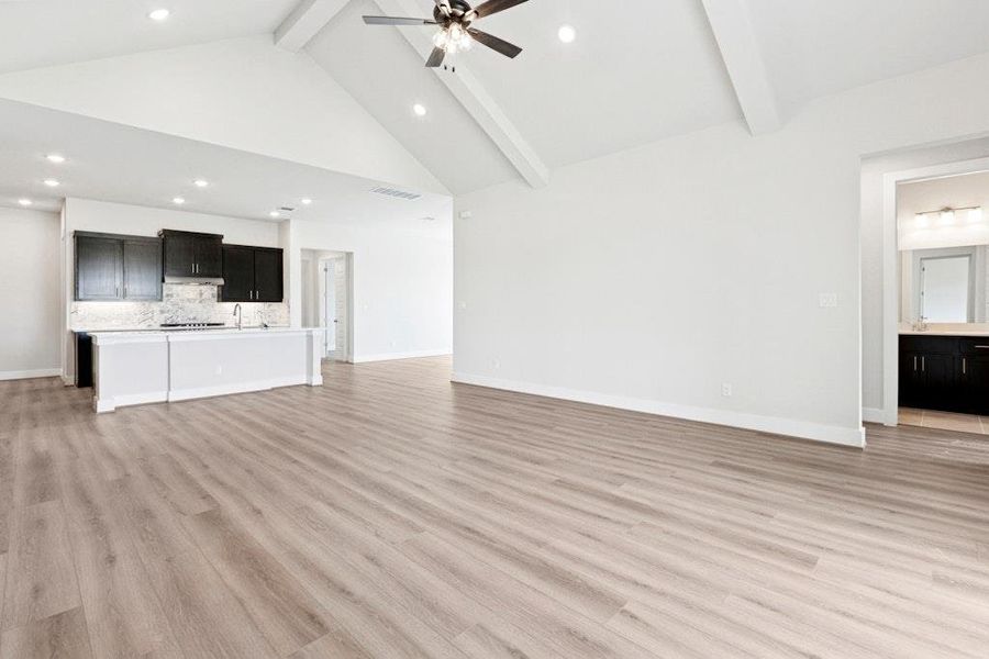 Image 27 of a home in University Heights. Image 27 of a home in University Heights.