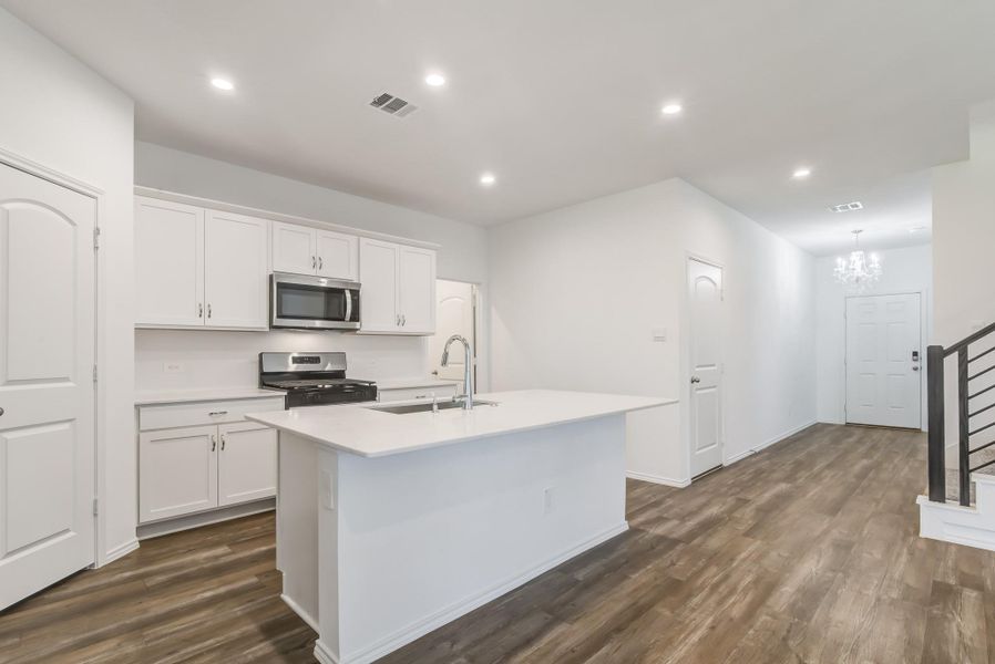 Furnished interior view inside a new home in River Ranch Meadows, Dayton (Image 13).