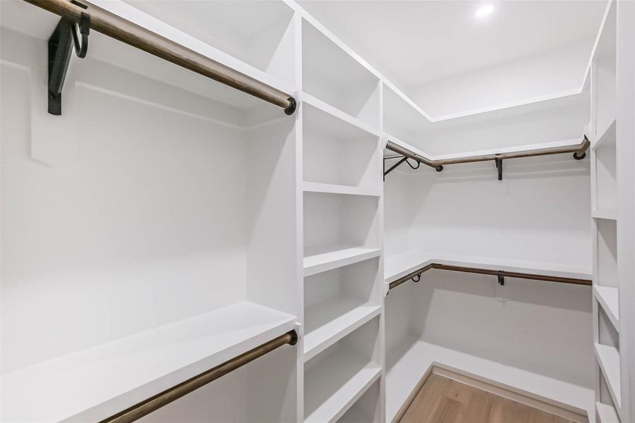 Image 30 of a home in .