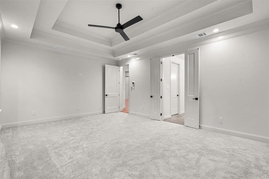 Spacious, unfurnished interior of a new home in Pecan Plantation, Granbury (Image 37). Spacious, unfurnished interior of a new home in Pecan Plantation, Granbury (Image 37).