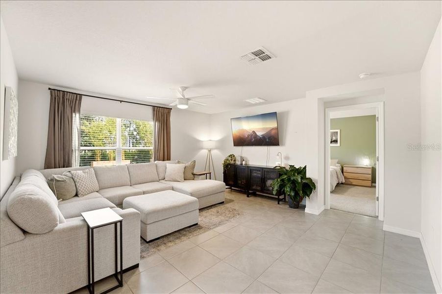 Furnished interior view inside a new home in Bella Lago, Parrish (Image 23).