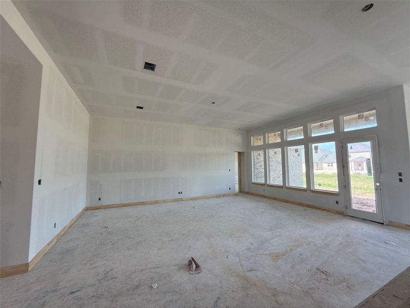 Spacious, unfurnished interior of a new home in Katy Lakes, Katy (Image 30). Spacious, unfurnished interior of a new home in Katy Lakes, Katy (Image 30).