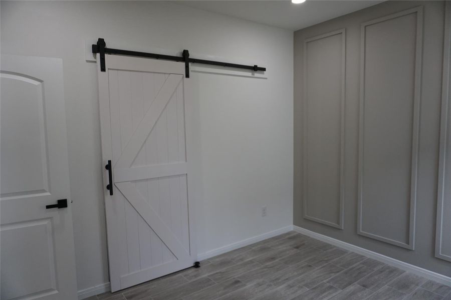 Spacious, unfurnished interior of a new home in , Willis (Image 24).