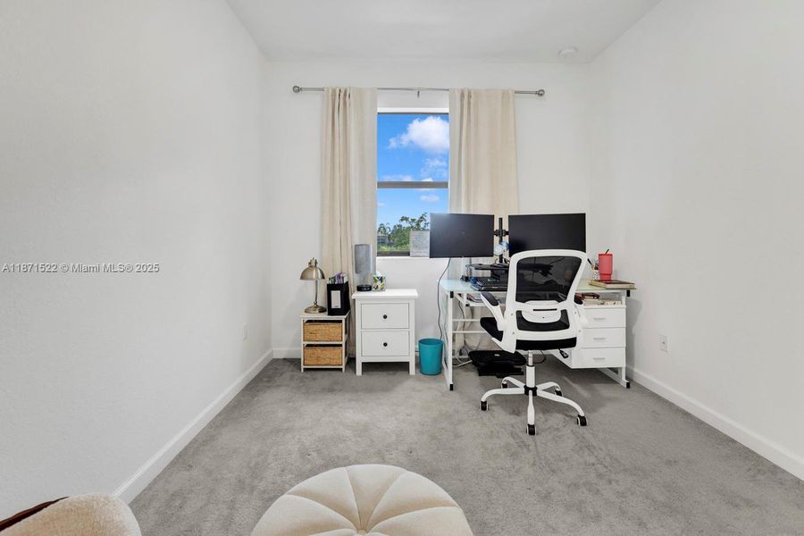 Furnished interior view inside a new home in , Pembroke Pines (Image 14).