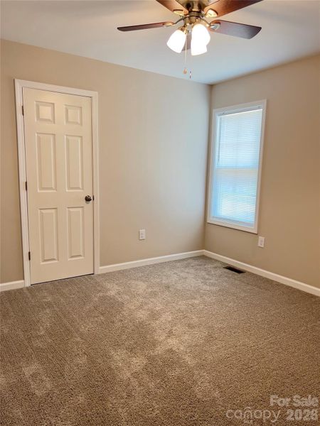 Spacious, unfurnished interior of a new home in , Salisbury (Image 17).