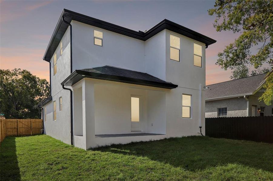 Exterior details and patio area of a home in , Tampa (Image 35).
