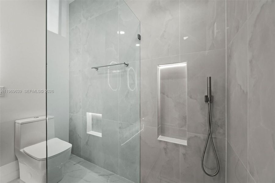 Furnished interior view inside a new home in , Cape Coral (Image 12).