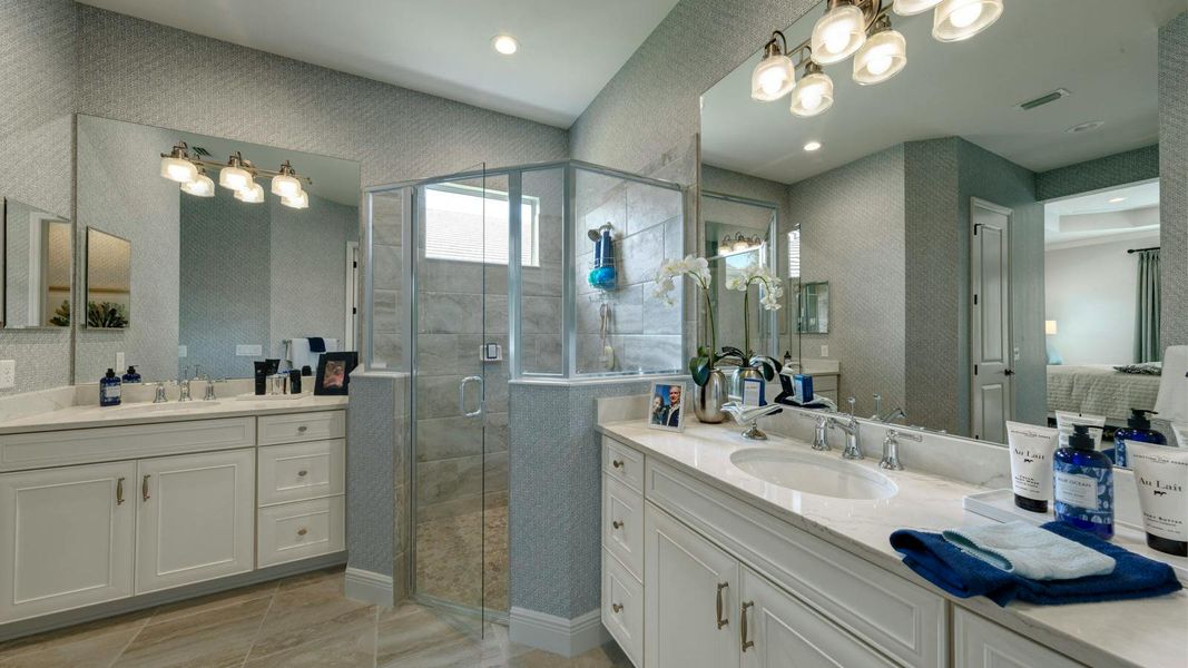 Furnished interior view inside a new home in Canoe Creek Real Estate and Homes for Sale in Parrish, FL - Neal Communities, Parrish (Image 18).