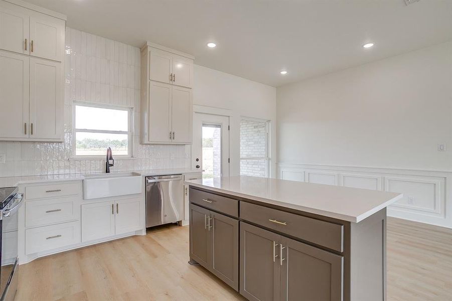 Furnished interior view inside a new home in , Millsap (Image 5). Furnished interior view inside a new home in , Millsap (Image 5).