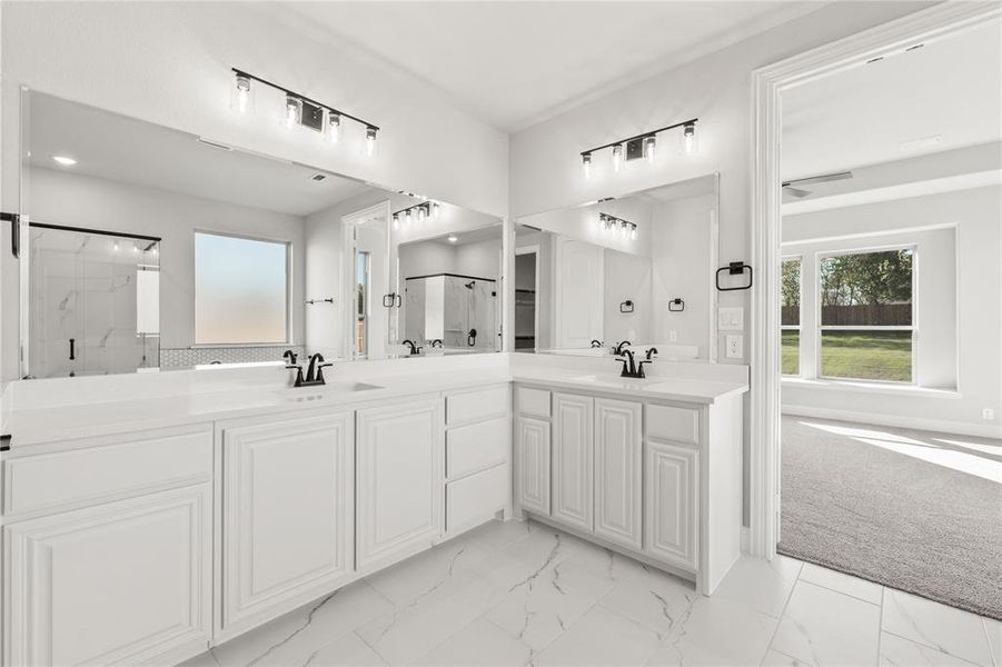 Furnished interior view inside a new home in Crystal Lake Estates, Red Oak (Image 10). Furnished interior view inside a new home in Crystal Lake Estates, Red Oak (Image 10).