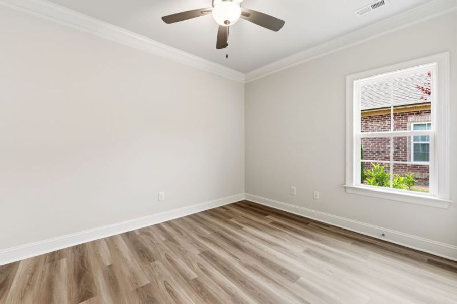 Spacious, unfurnished interior of a new home in Weybridge, Burlington (Image 43).