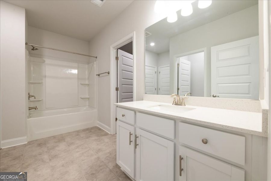 Furnished interior view inside a new home in Oakview Estates, Macon (Image 13).