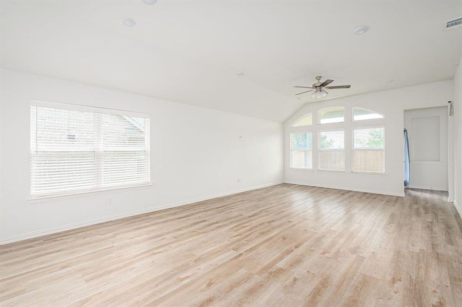 Spacious, unfurnished interior of a new home in Woodstone, Providence Village (Image 6).