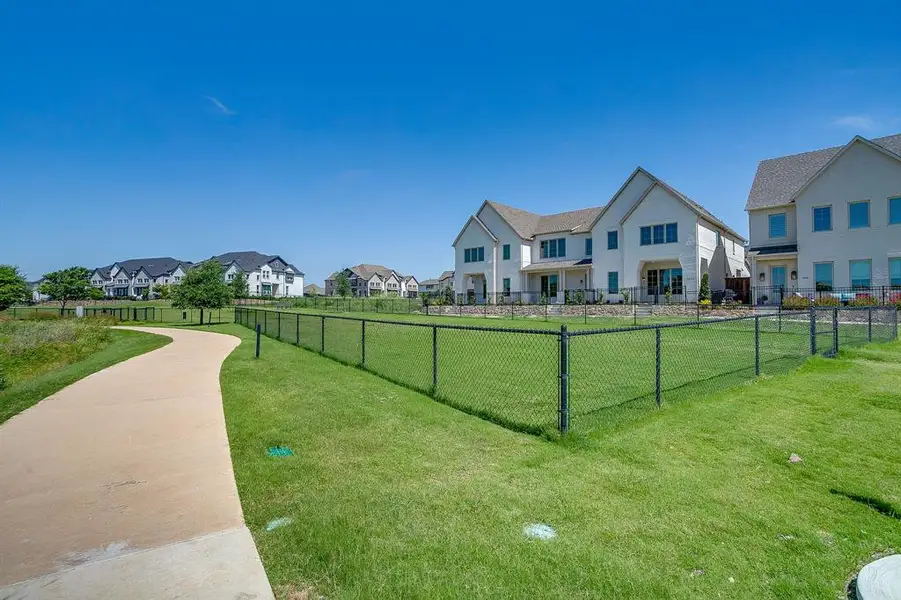 Community amenities in , Fort Worth (Image 33). Community amenities in , Fort Worth (Image 33).