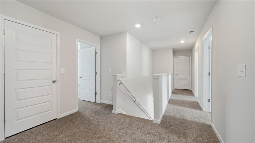 Spacious, unfurnished interior of a new home in Twin Lakes, Hoschton (Image 13).