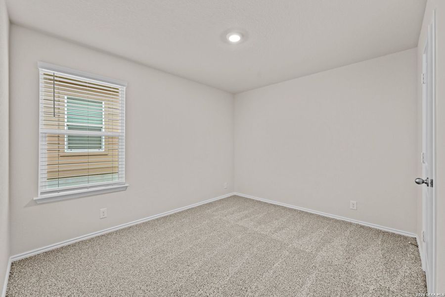 Spacious, unfurnished interior of a new home in Applewood, San Antonio (Image 16).