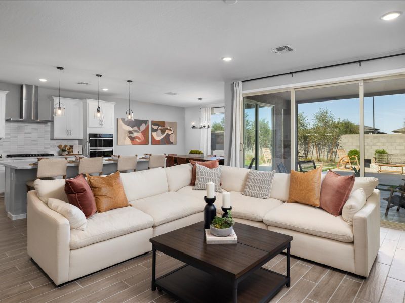 Welcome to the Bailey floorplan modeled at Paloma Creek in Surprise, AZ.