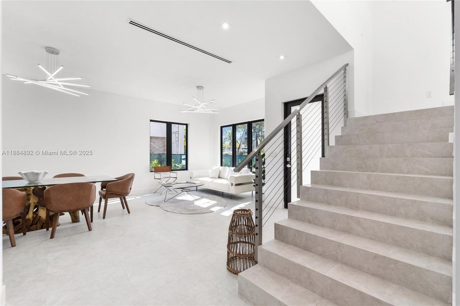 Image 36 of a home in .