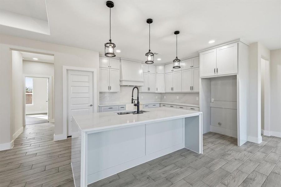 Furnished interior view inside a new home in , Terrell (Image 7).