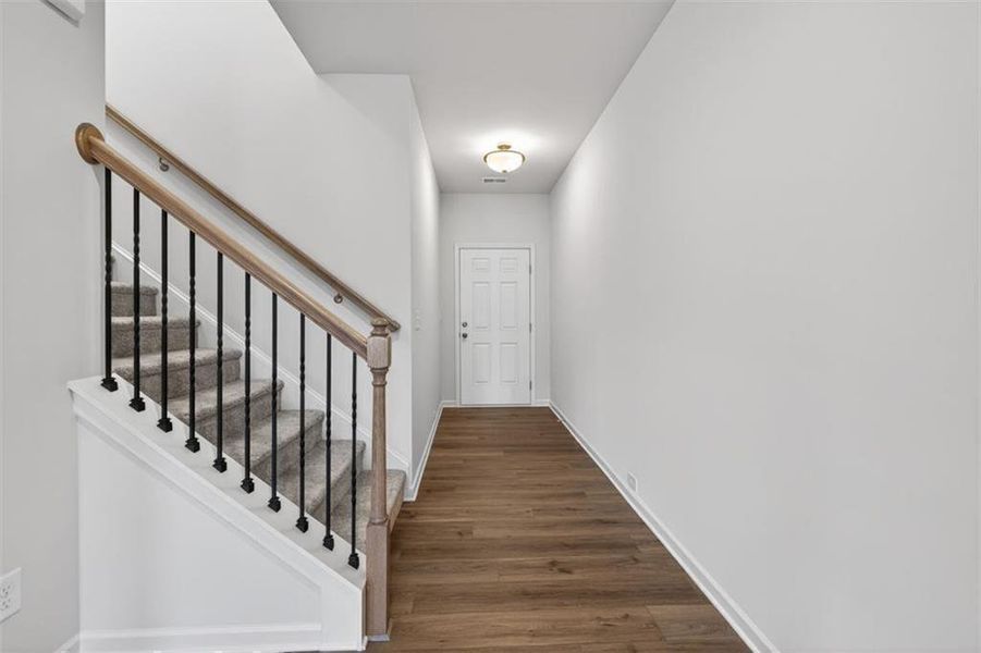 Spacious, unfurnished interior of a new home in Franklin Manor, Lawrenceville (Image 21).