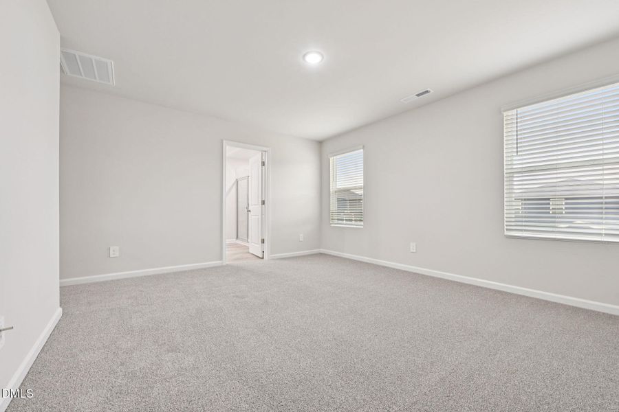 25-web-or-mls-Raleigh - Oak Manor - 608