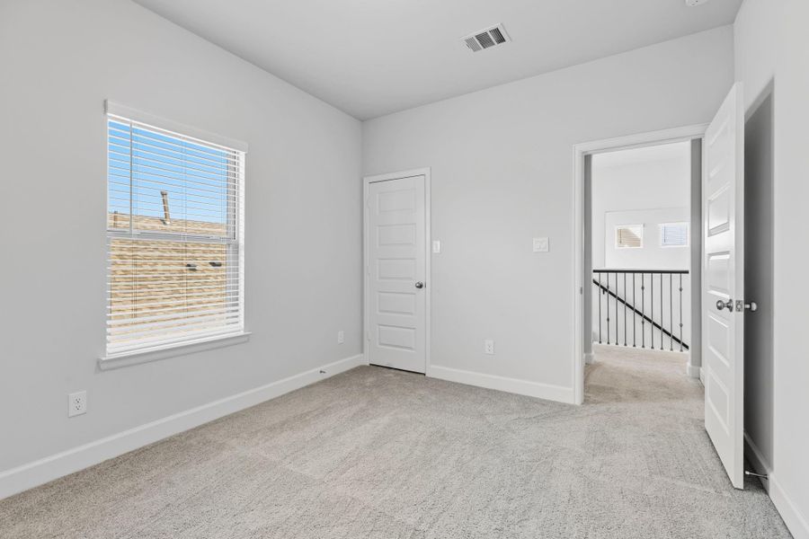 Spacious, unfurnished interior of a new home in Cane Island 50', Katy (Image 21). Spacious, unfurnished interior of a new home in Cane Island 50', Katy (Image 21).
