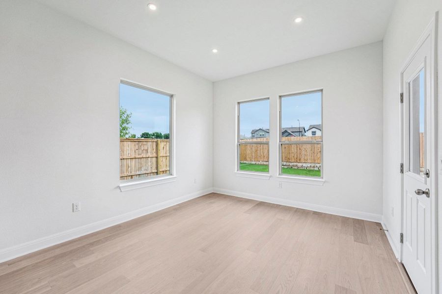 Spacious, unfurnished interior of a new home in Sage Hollow, Kyle (Image 17). Spacious, unfurnished interior of a new home in Sage Hollow, Kyle (Image 17).