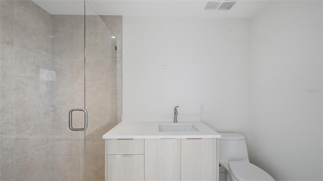 Image 60 of a home in .