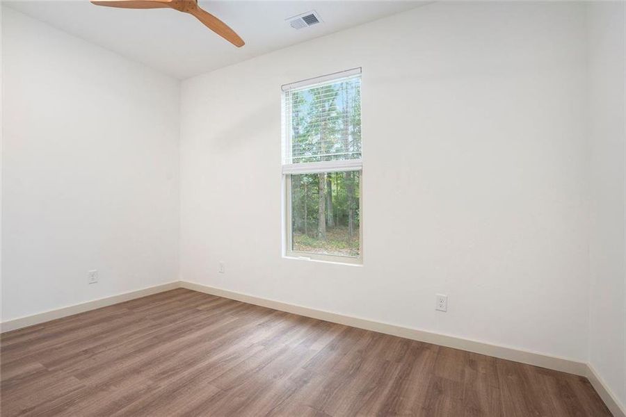 Spacious, unfurnished interior of a new home in , Conyers (Image 9).