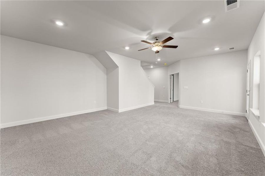 Spacious, unfurnished interior of a new home in Magnolia Villas, Cornelia (Image 30).