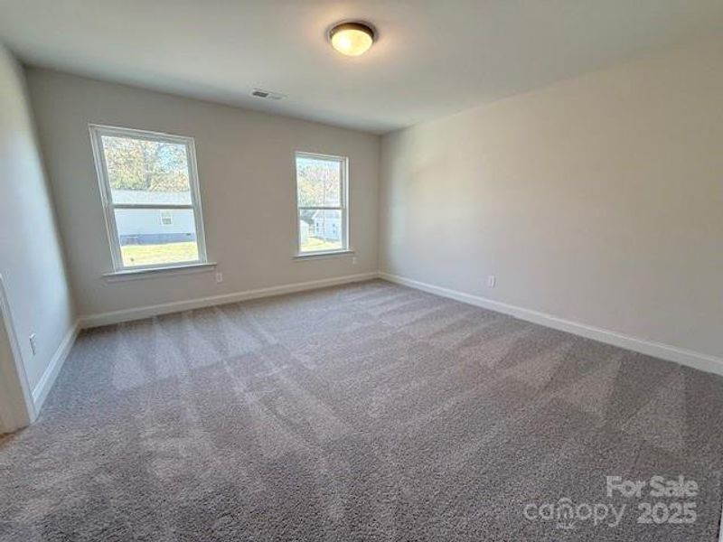 Spacious, unfurnished interior of a new home in , Gastonia (Image 35).