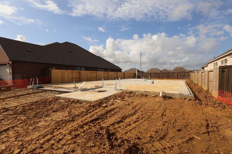 Every foundation at DWH is engineered and it’s inspected three times! We do not do “batch” testing. Rest easy knowing your foundation comes with a 10 year warranty. Every foundation at DWH is engineered and it’s inspected three times! We do not do “batch” testing. Rest easy knowing your foundation comes with a 10 year warranty.