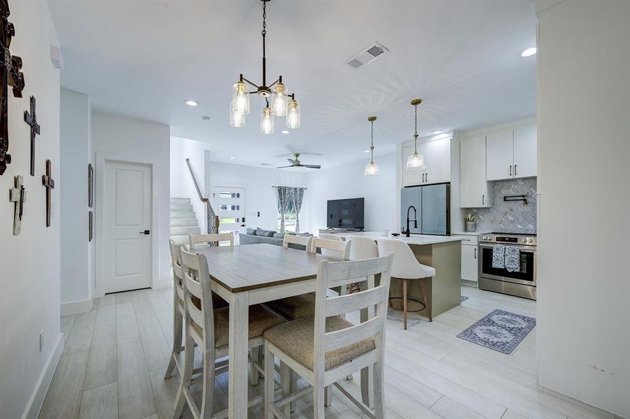 Furnished interior view inside a new home in , Granbury (Image 16). Furnished interior view inside a new home in , Granbury (Image 16).