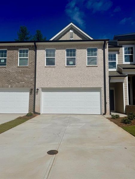 Image 18 of a home in Kendall Grove.
