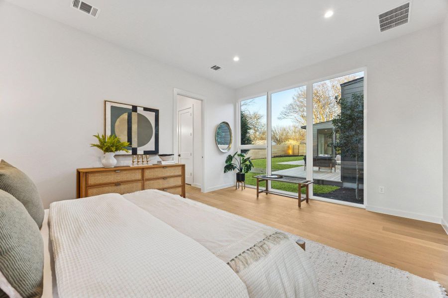Furnished interior view inside a new home in , Austin (Image 14).