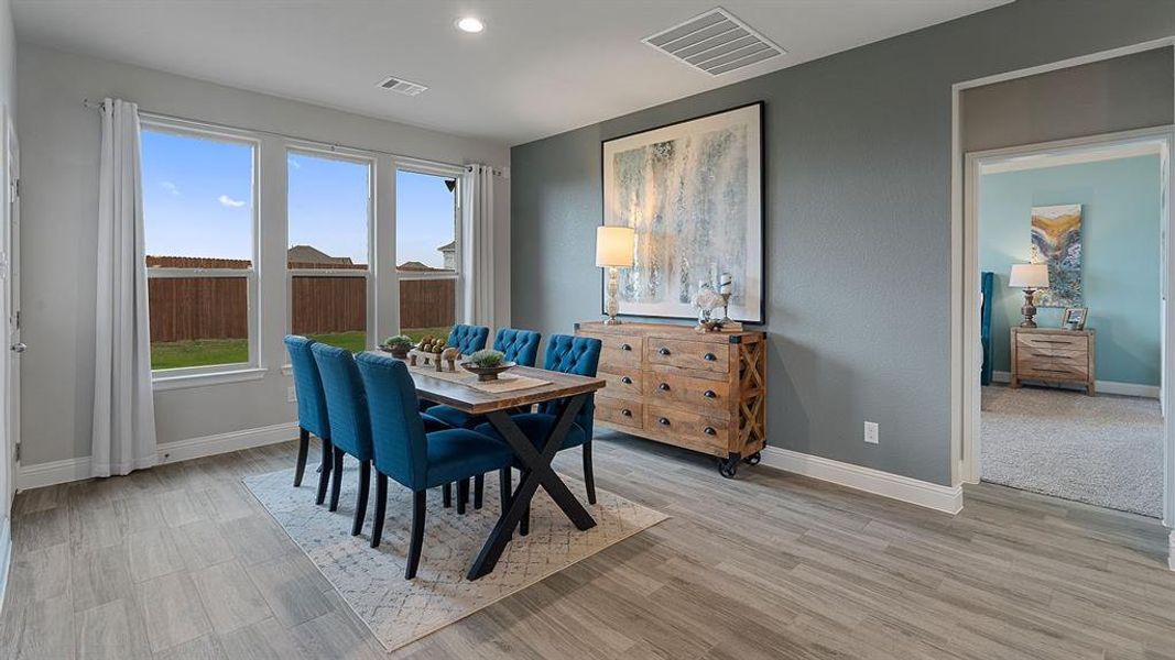 Furnished interior view inside a new home in Lakeview Pointe, Grand Prairie (Image 6).