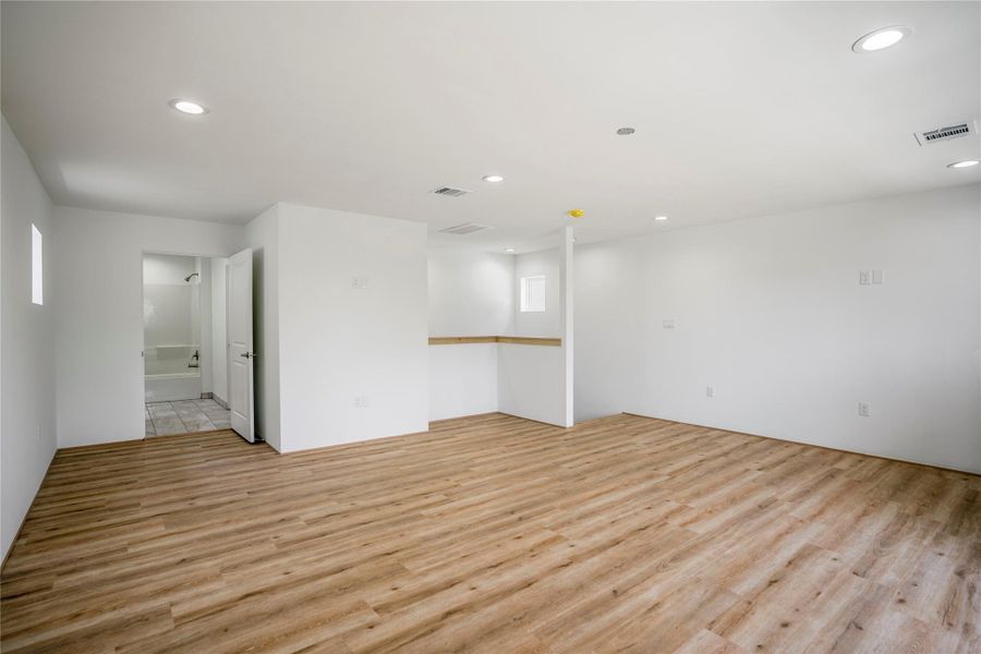 Spacious, unfurnished interior of a new home in , Houston (Image 26). Spacious, unfurnished interior of a new home in , Houston (Image 26).