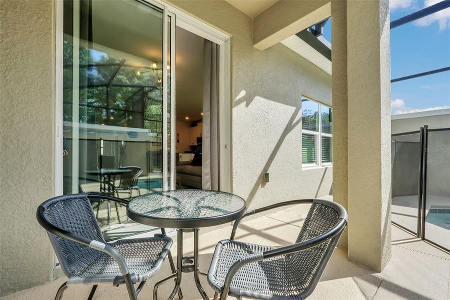 Furnished interior view inside a new home in , Kissimmee (Image 6).