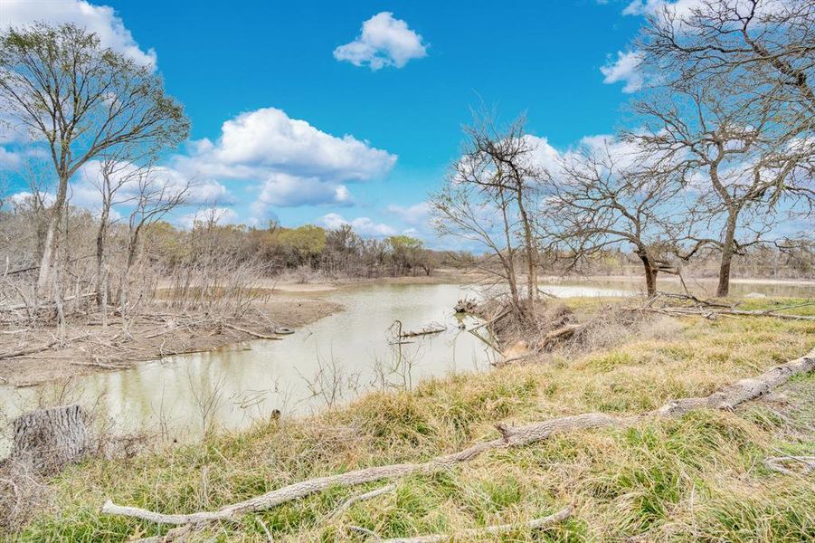 Natural landscape and outdoor views near in Hillsboro (Image 20). Natural landscape and outdoor views near in Hillsboro (Image 20).