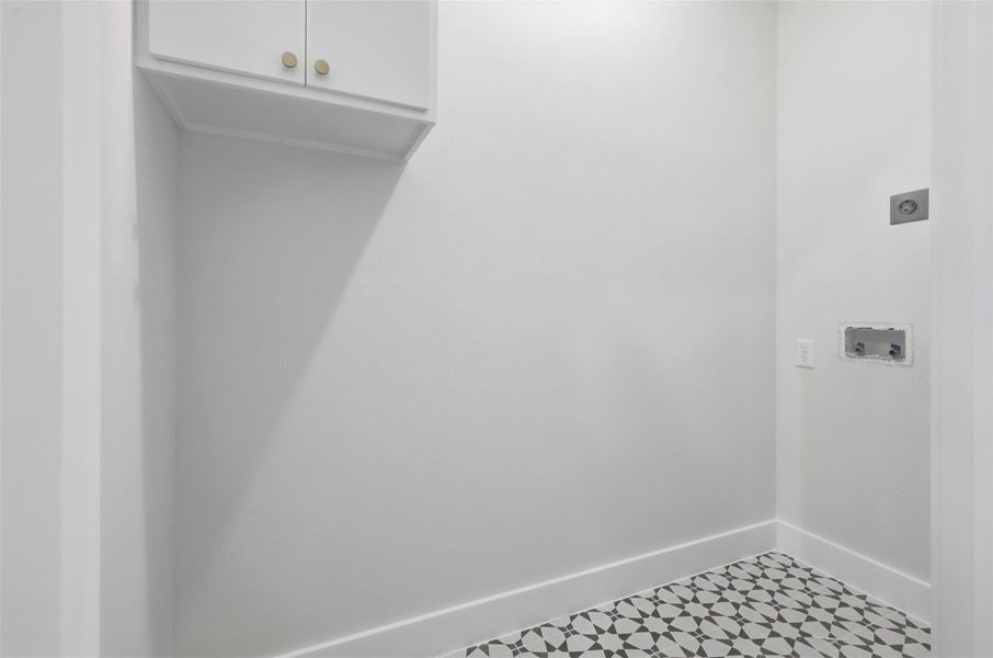 Spacious, unfurnished interior of a new home in , Houston (Image 19).