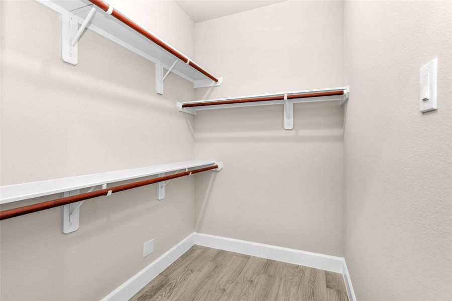 Spacious, unfurnished interior of a new home in , Willis (Image 17).
