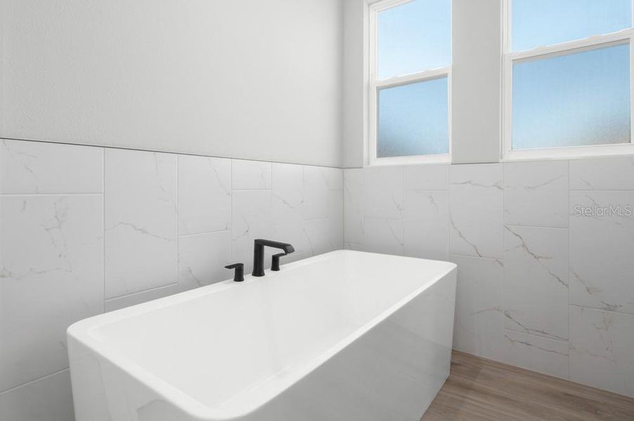 Close-up of interior finishes inside a home in , Fruitland Park (Image 18).